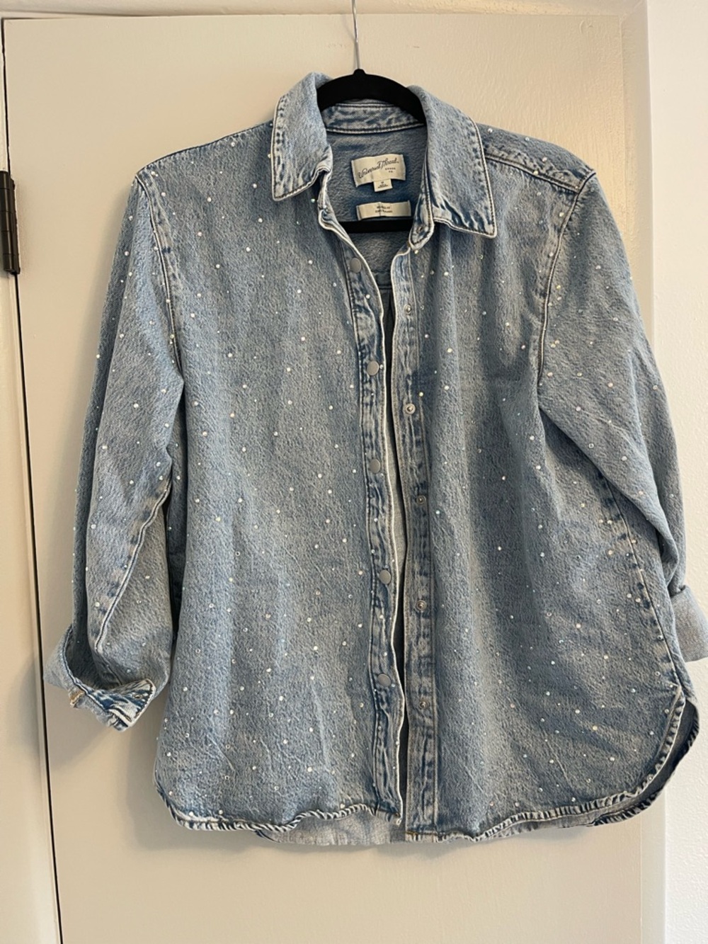 Universal Thread Light Blue Denim Button-Down Shirt with White Speckles